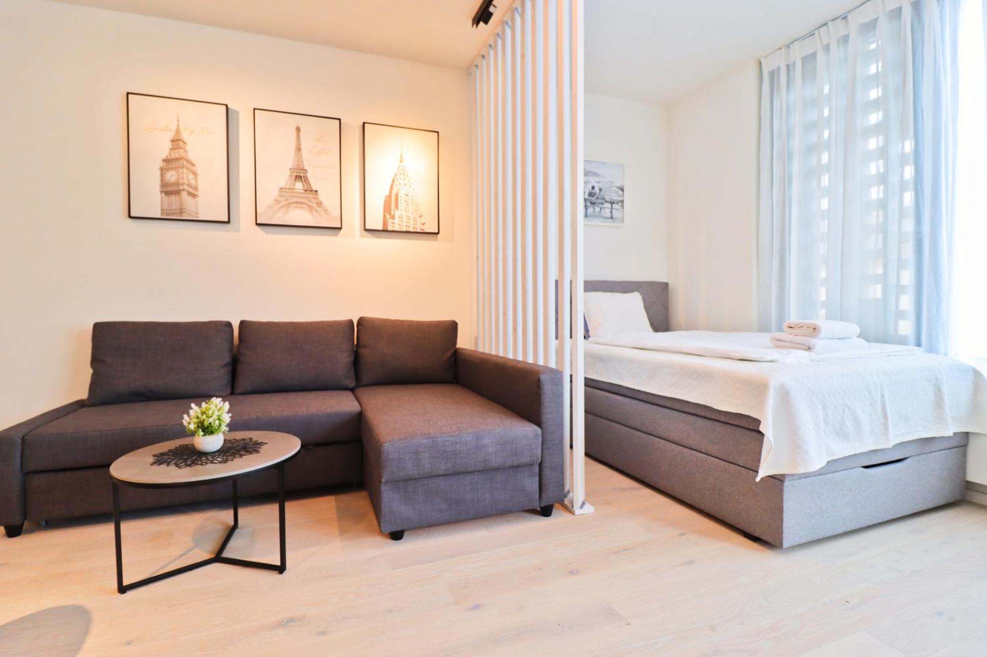 Sunny Apartment In Smichov, Prague 5 Dış mekan fotoğraf
